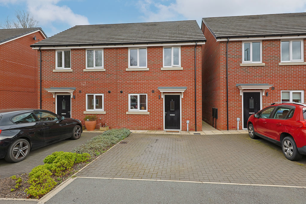 Sail Court Unstone